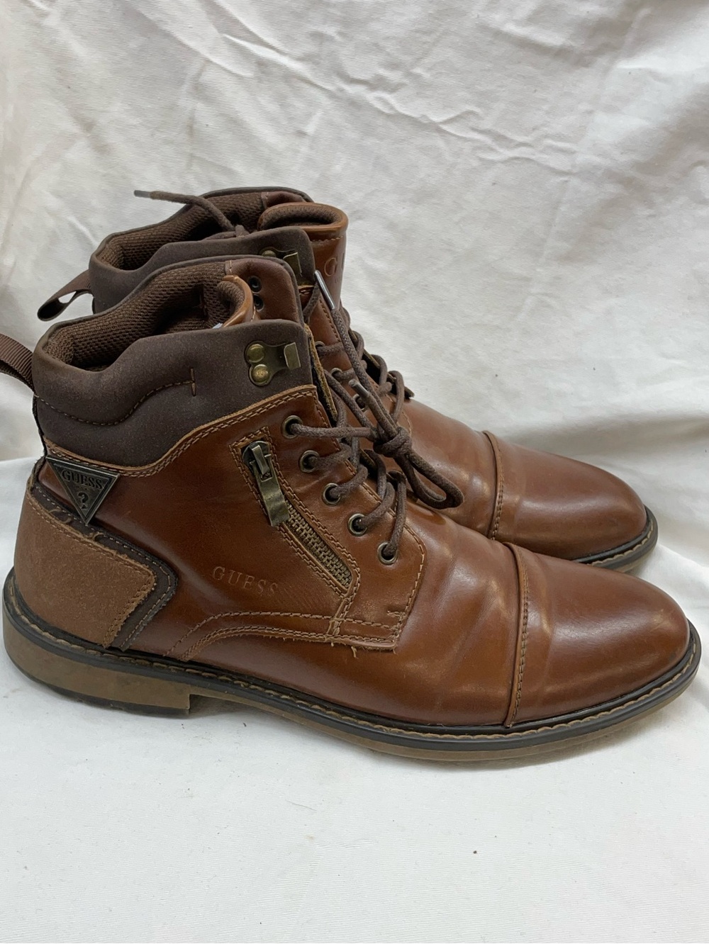 Guess Men's Brown faux leather Boots - Durable Outdoor Style sz 8m